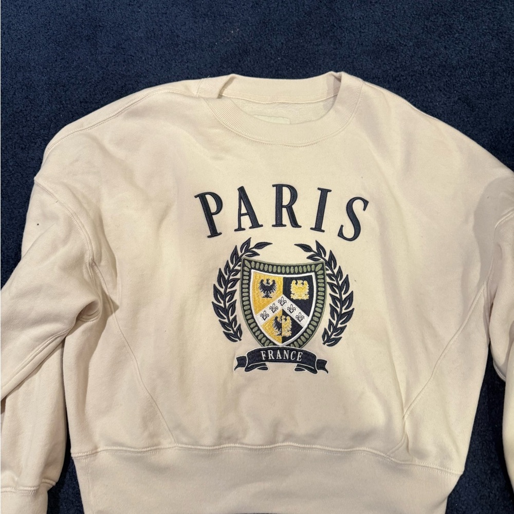 Abercrombie & Fitch Cream Crewneck Sweater